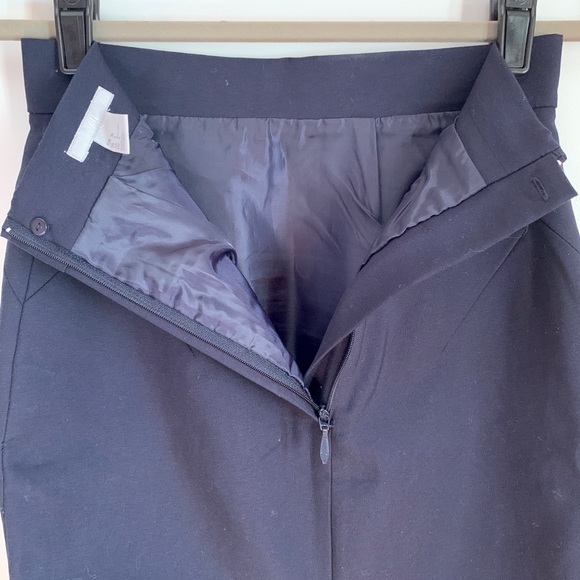 EUC H&M Navy Pencil Skirt - Picture 3 of 3